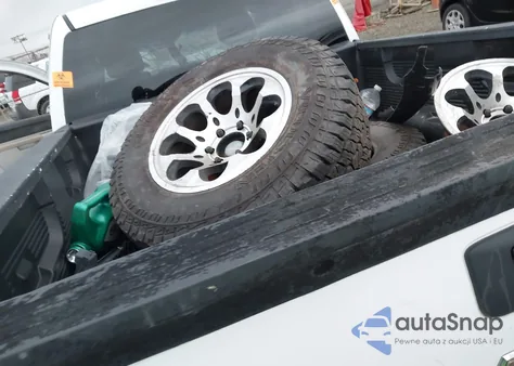 2011 Chevrolet Silverado 1500 Lt z USA, uszkodzony, nr VIN 3GCPKSEA8BG138096